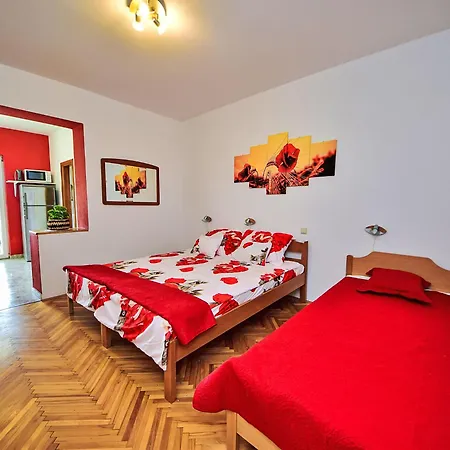 Dajak-1 By Interhome Omiš