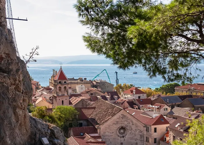 Dajak-1 By Interhome * Omiš
