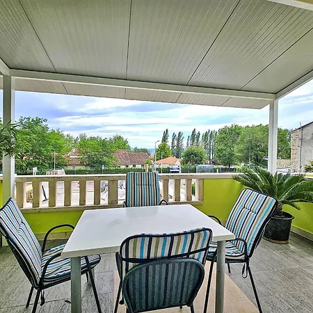 Dajak-1 By Interhome Apartamento *