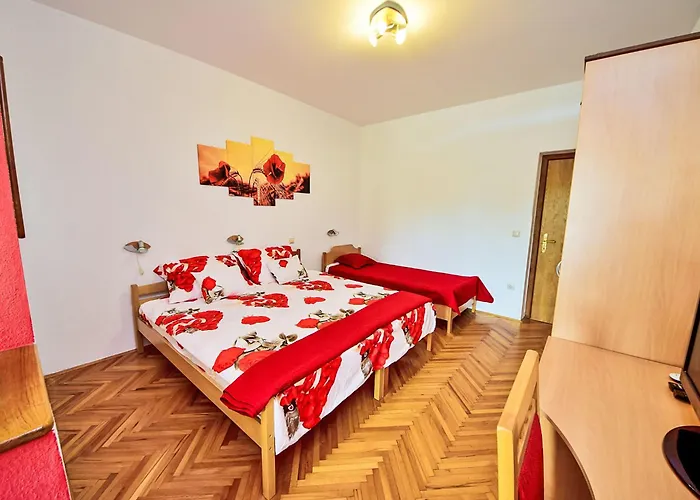 Dajak-1 By Interhome * Omiš