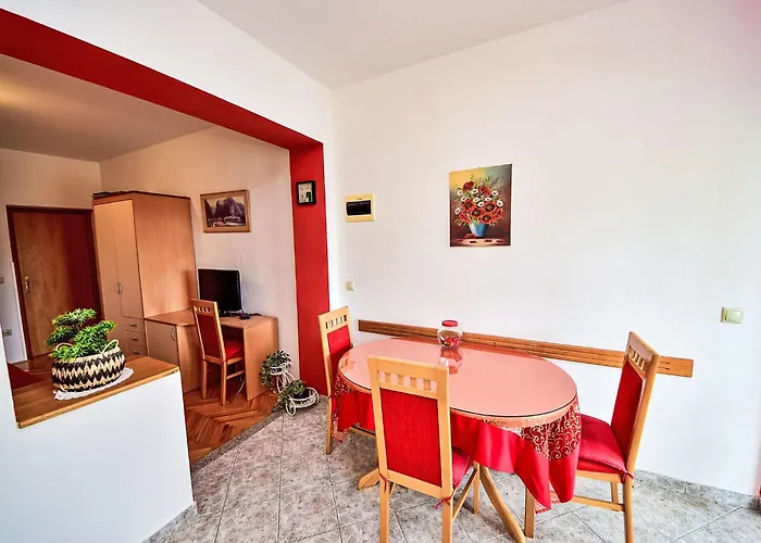 Dajak-1 By Interhome