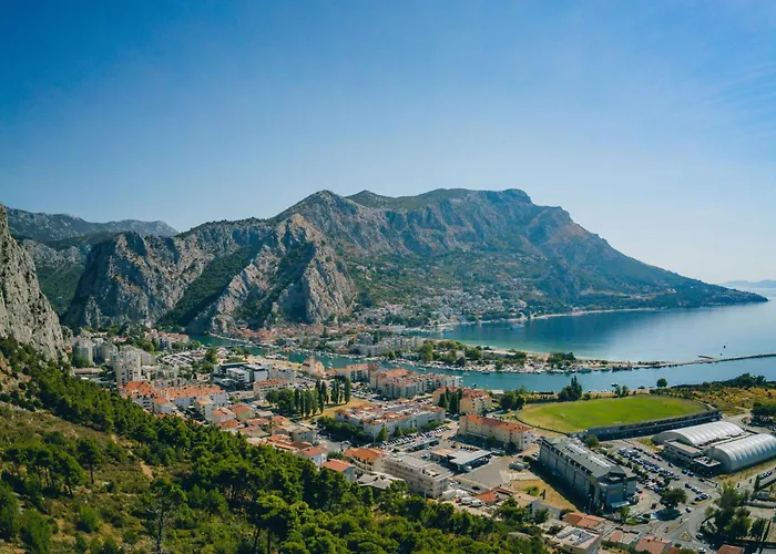 Dajak-1 By Interhome